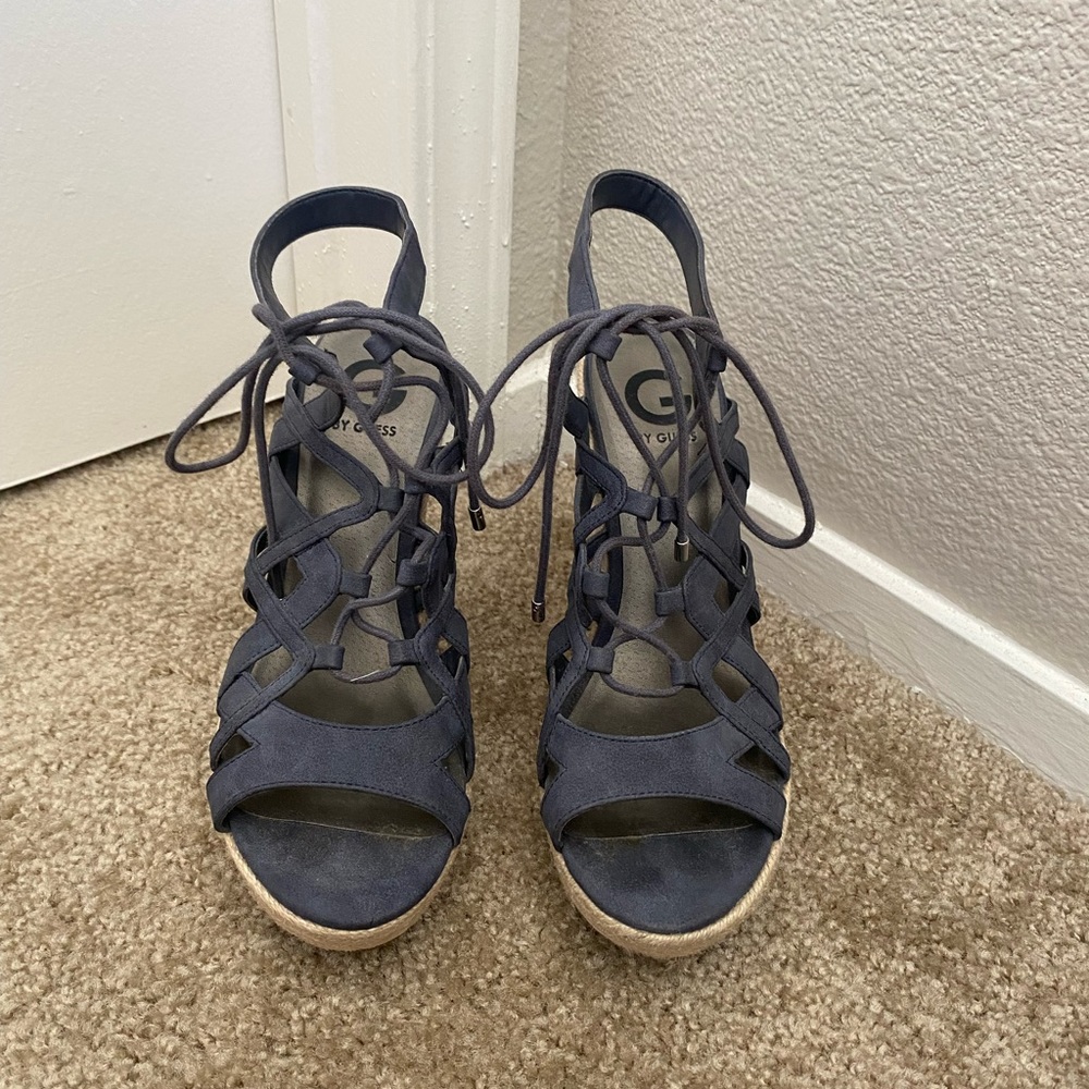 Women’s guess wedges